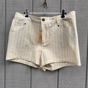 Sperry Top Sider yellow light striped Shorts NWT RETAILS $62 size 14